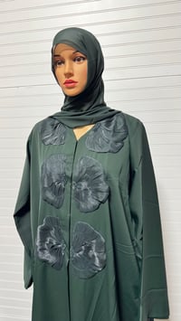 Image 7 of 3D flower Open Abaya 