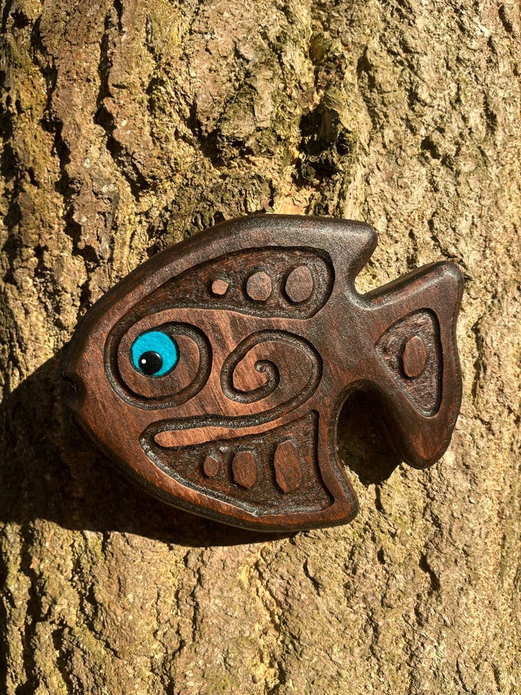 Image of WOOD CUT FISH 2