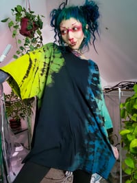 Image 2 of NeOn JungLe TeE 🩵💚 4XL