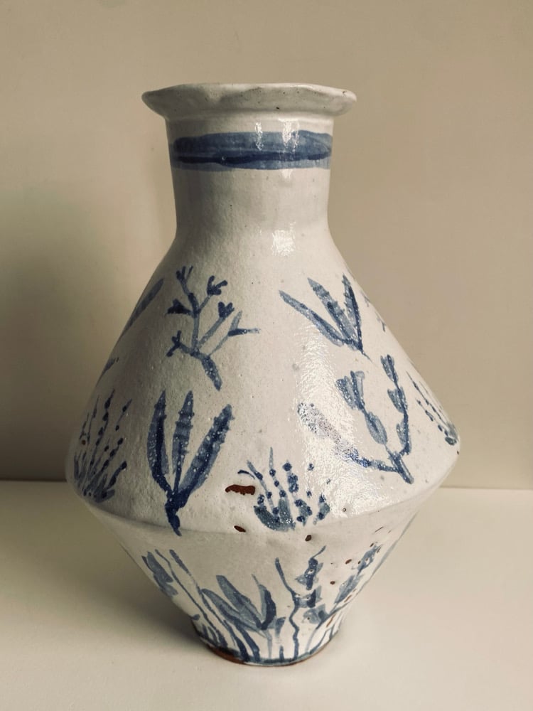 Waterweed Yield Vase