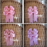 Image 2 of £5 mystery Bow boxes 