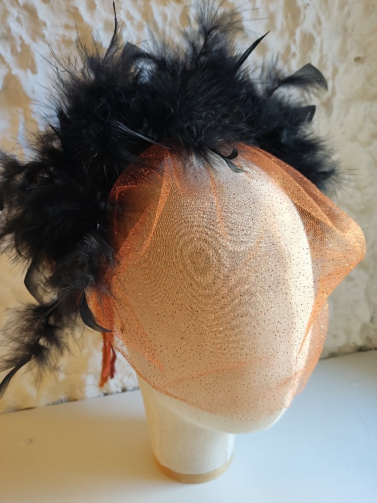 Image of Cerchietto piume e veletta Halloween 