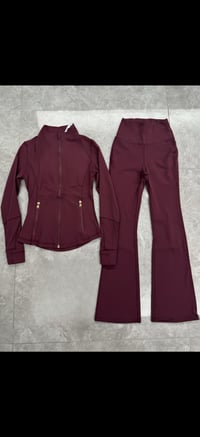 Lululemon set magenta 