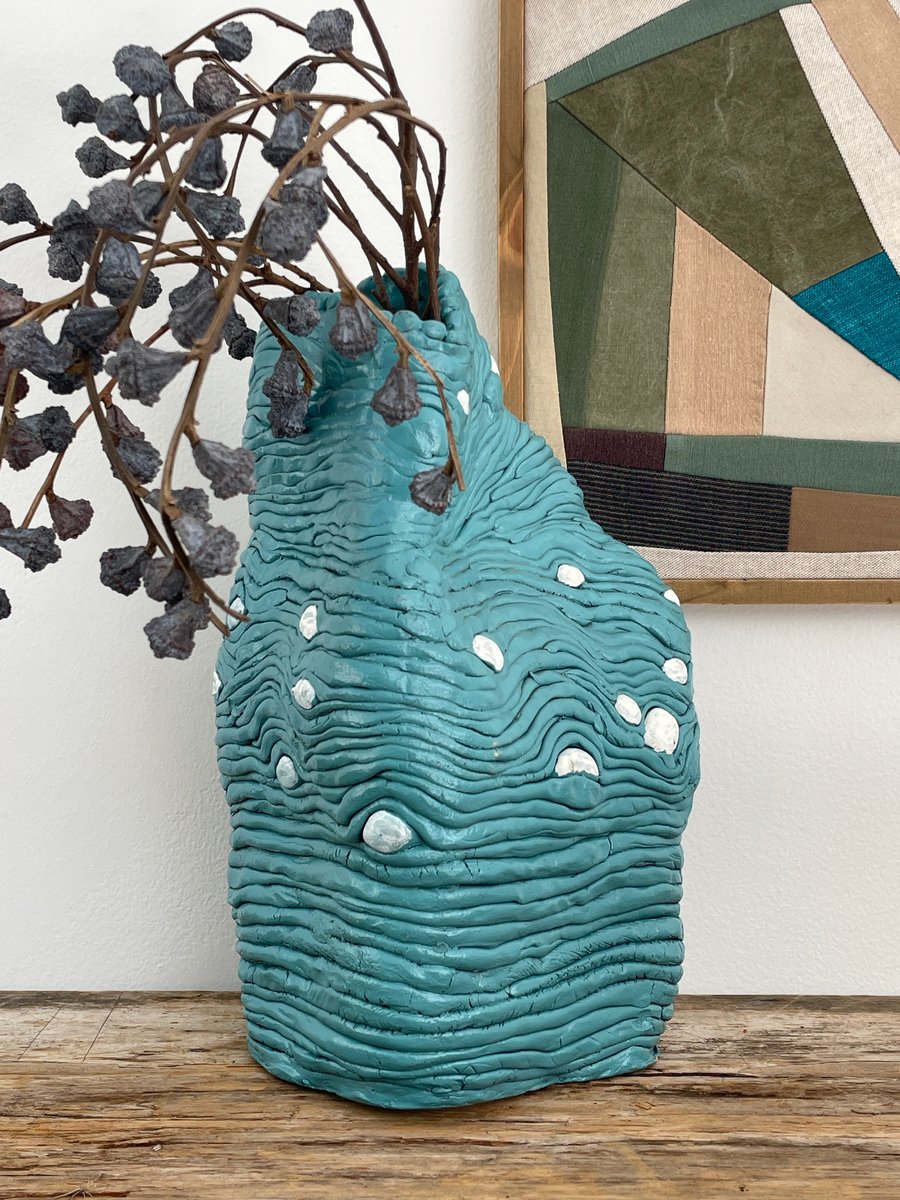 LARGE SCULPTURAL COIL VASE | Den & Delve Shop