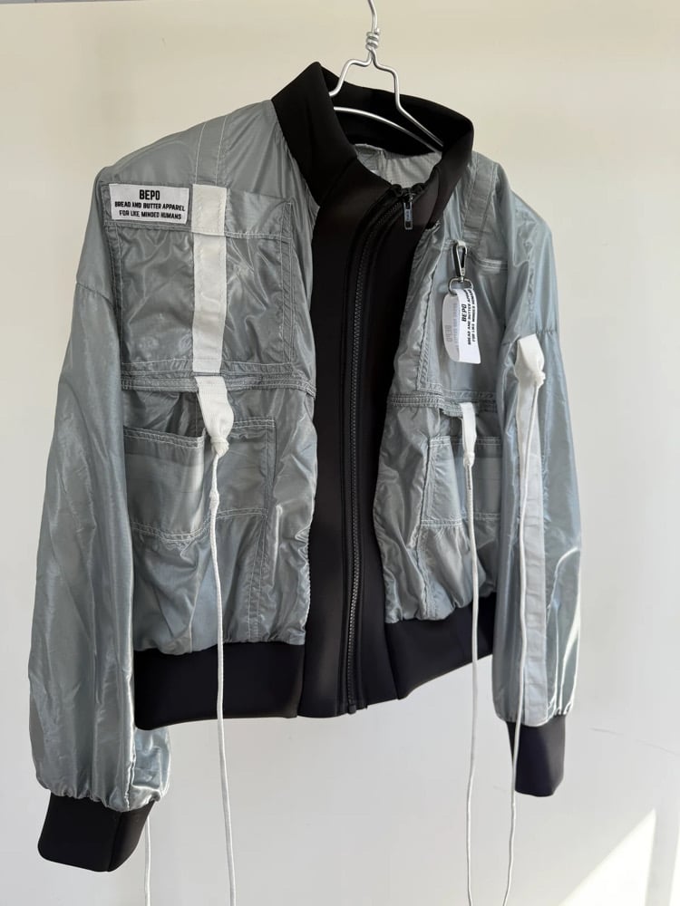 Siver Parachute Bomber Image 3