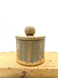 Image 2 of Jar 3
