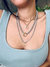 Image 3 of Latinas 
