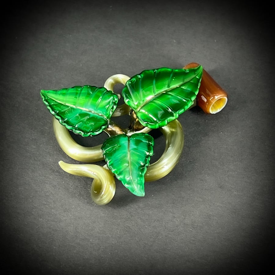 Image of Emerald Trifoliate Leaf Pendant 