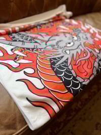 Image 2 of WHITE BEACH TOWEL DRAGON 170x80cm
