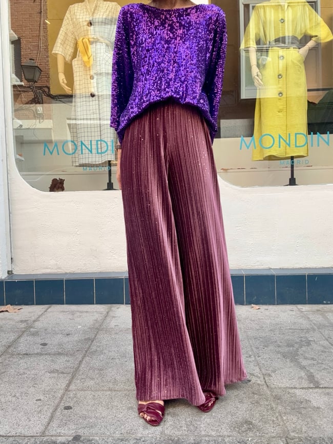 DARK PINK PLEATED VELVET PANTS