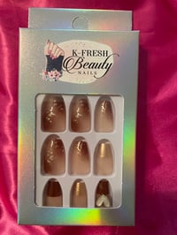 Nails - Short (Nude/Gold Design)
