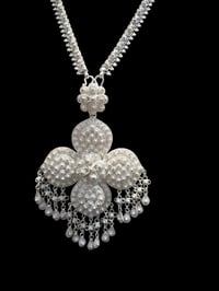 Image 3 of Pikun Blossom necklace set