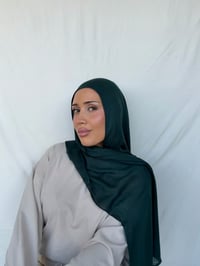 Minjarra modal hijab