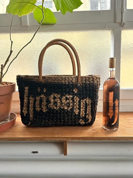 Image of rosé 2023 bag