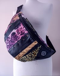 Image 4 of "RUBY" CROSSBODY BAG