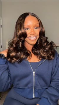 Image 2 of 6x5 chocolate brown highlight glueless wig 18 in(has layers)