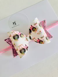 Girls tractor bow 