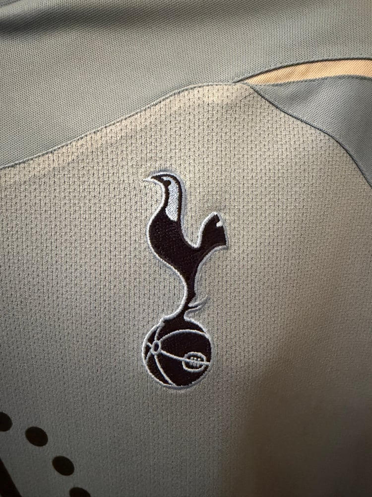 Image of PRE ORDER: Tottenham Hotspur “CROUCH 15” 2010/11 Away Shirt + PL patches (XL)