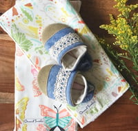 Image 3 of Surprise Shoe + Burp cloth Gift Set