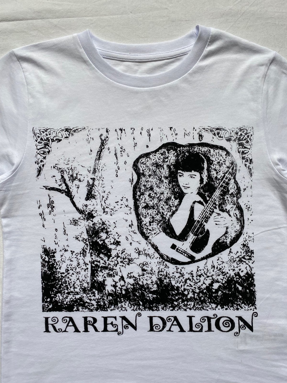 Karen Dalton「Archives Box」 3LP+3CD+Tシャツ karen-dalton-baby-tee.jpg?auto