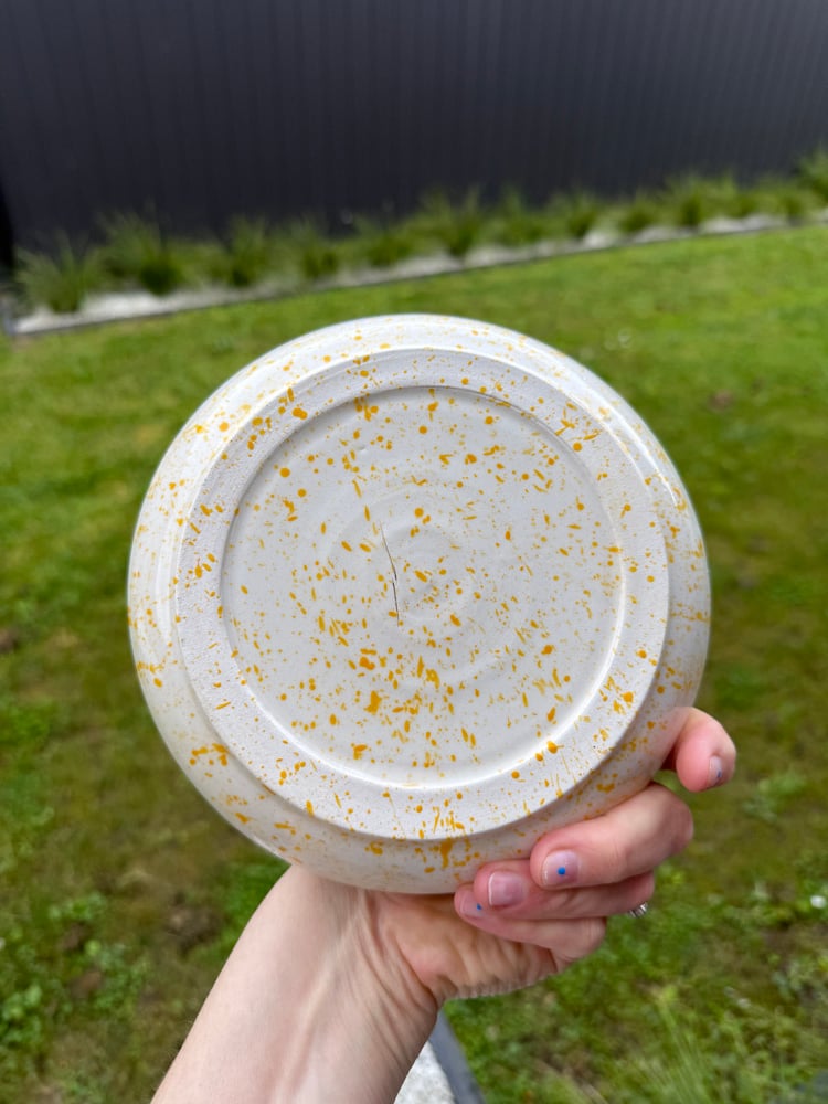 Image of 2nd: Yellow speckle bowl