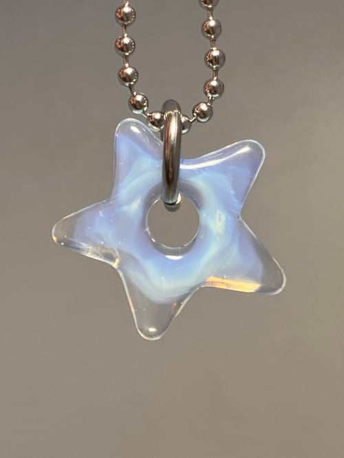 Image of opaline star 