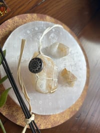 Image 2 of Citrine Macramé 