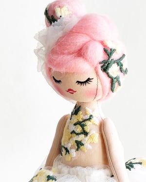 Image of Floral Collection Little Doll Ivy
