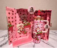 Image 1 of Strawberry 40 oz Pink