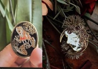 „Moonchild“Pin/ „Poison“Pin