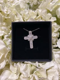 Small baguette cross 