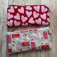 Image 1 of "Hearts Day" Small Quilted Zipper Bag