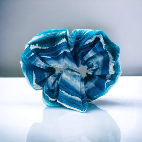 Image of Luxury Blue Beach Waves Collar