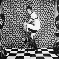 Image 4 of Samuel Fosso Autoportrait 