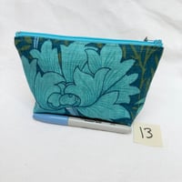 Image 4 of William Morris Standing Pouch No.13