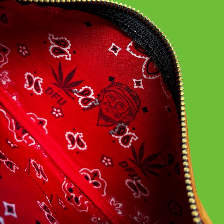 Shotgun Willie Money Bag (Item# 431) Image 2