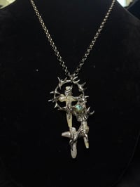 Image 2 of Pearl sigil necklace (2)