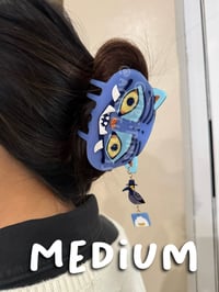 Image 2 of [IN HAND] BLUE TIGER CLAW CLIP