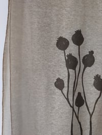 Image 3 of Quiescenza • Large Hemp scarf ecru