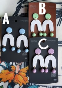 Image 2 of SANDY PASTEL ARCH COLLECTION 