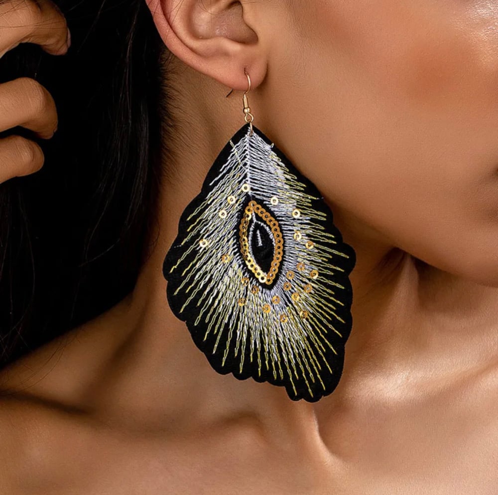 Image of Simple Style Classic Style Feather Sequins  Embroidery  Acrylic