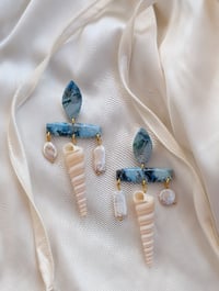 Image 3 of Blue Stone-like IV