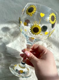 Image 2 of Sunflower Gin Glass 