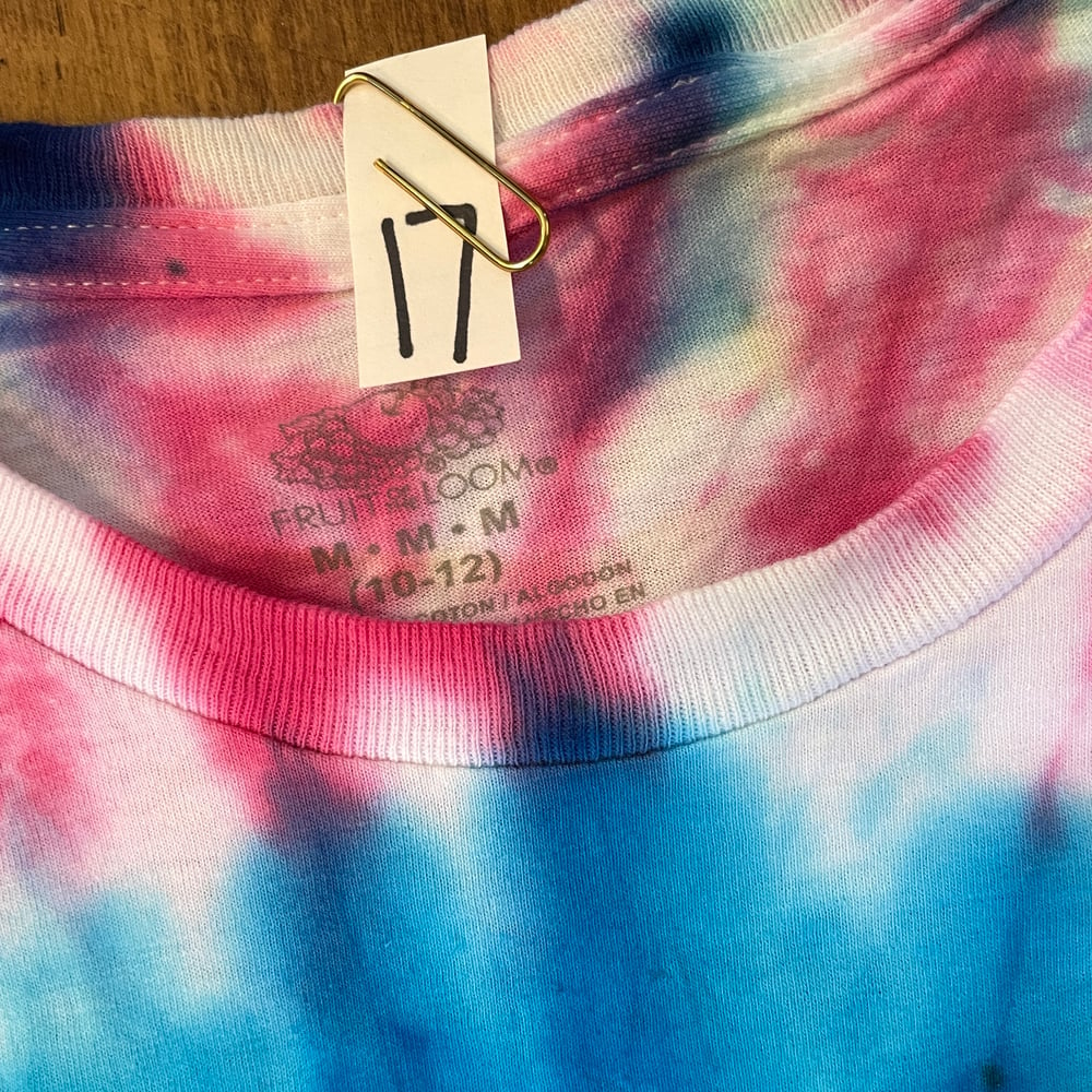 Image of YOUTH MEDIUM tiedye tshirt // 17