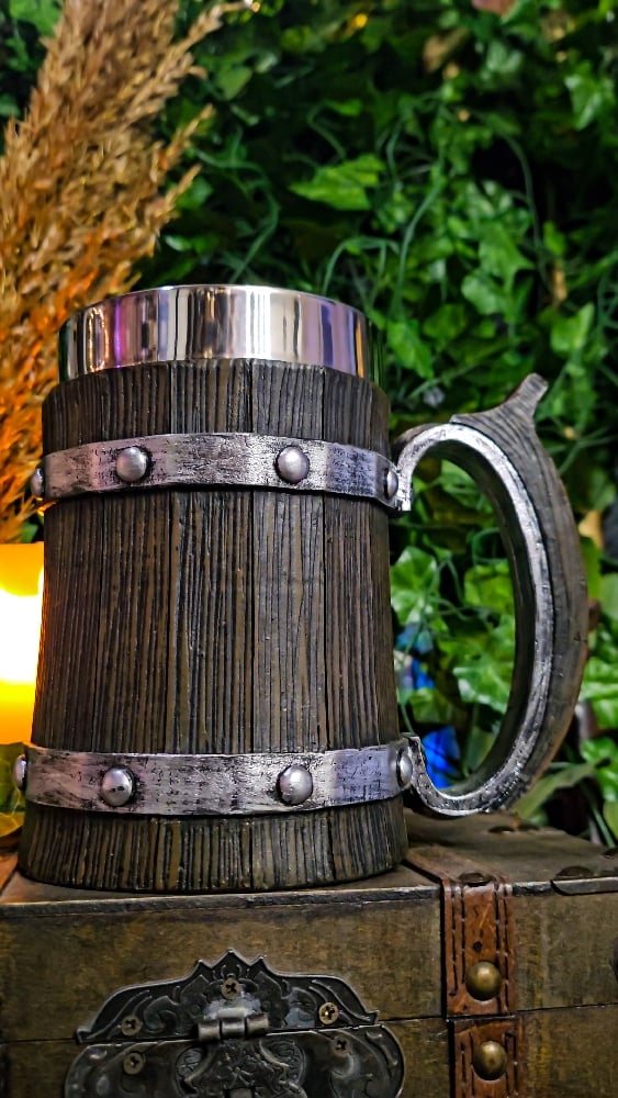 👑The Armored Kingdom Cedarclad Tavern Mug
