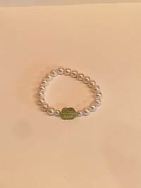 Image 2 of 'Turtle Pearl' Bracelet