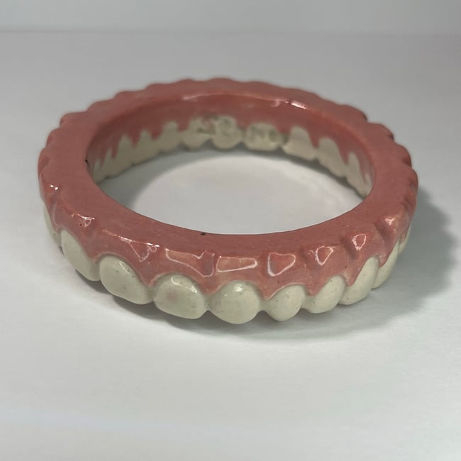 Teeth Bracelet H - 6.65 in Inner Circumference