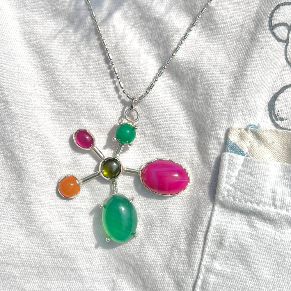 jelly flower pendant
