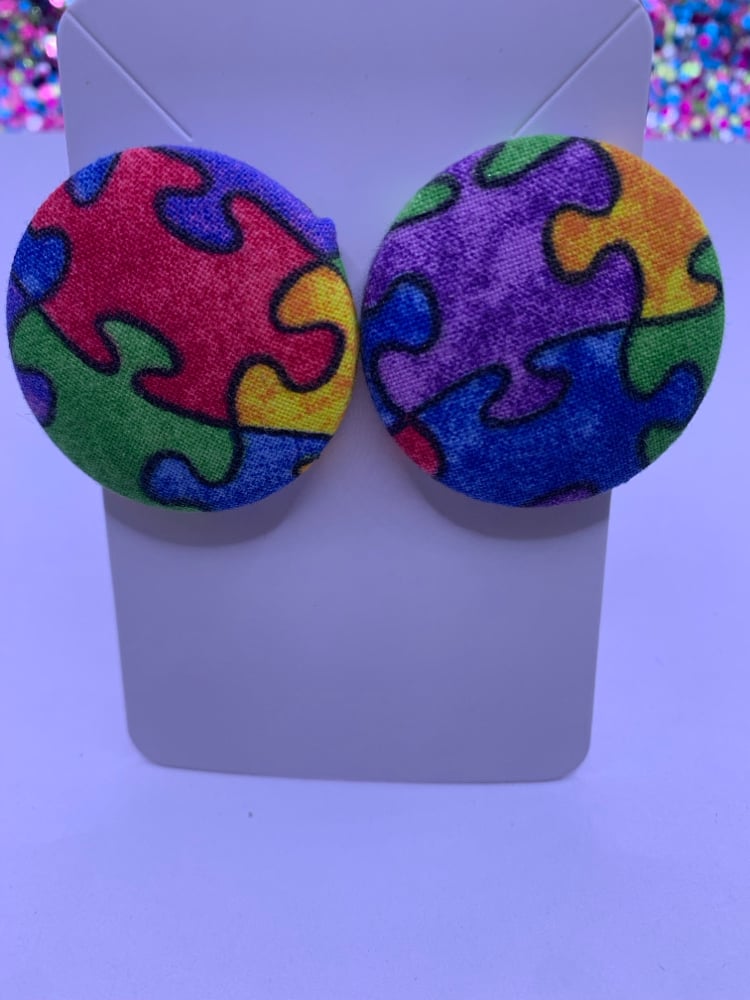 Image of Fun Button Earrings 