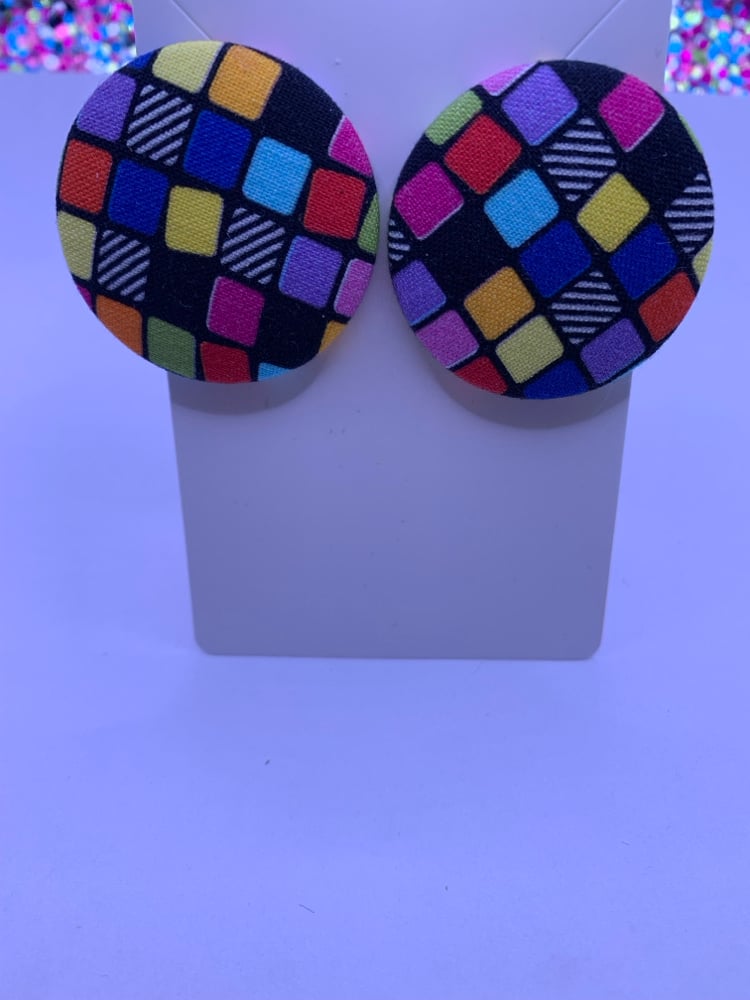 Image of Fun Button Earrings 